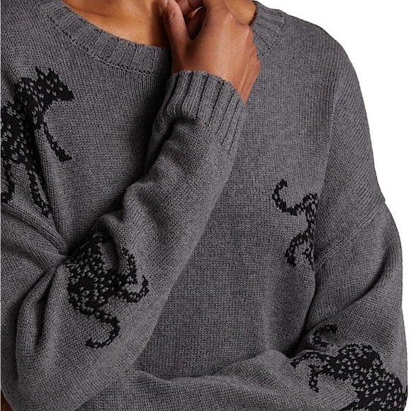 RAILS PERCI SWEATER - JUNGLE CAT
ASH GRAY - SIZE SMALL
95% COTTON /5% CASHMERE - Picture 11 of 11